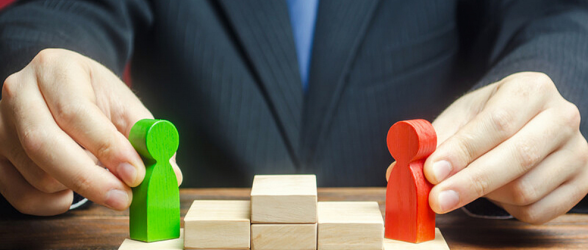 Beating the Bots: Why You Need to Know About ATS BEFORE You Apply for Any Job