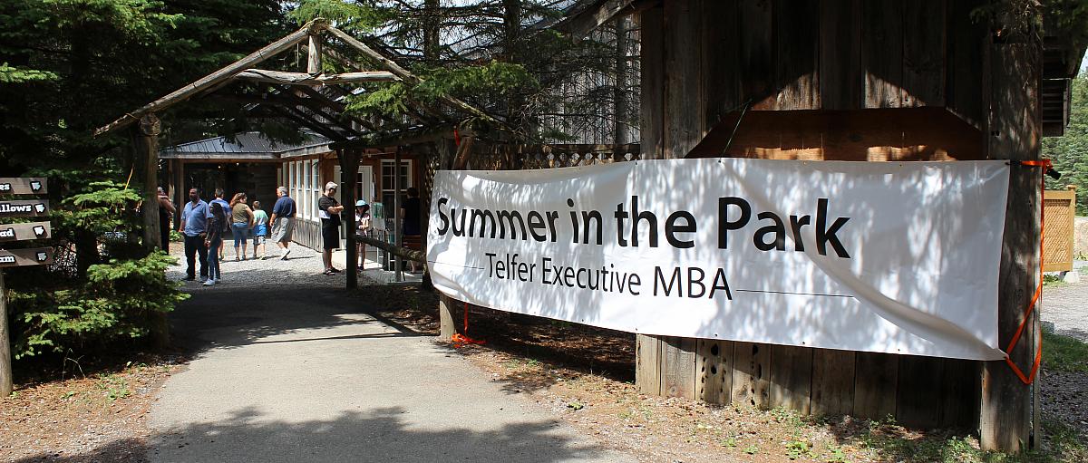 Alumni Gather at Saunder's Farm for Fourth Annual Summer in the Park