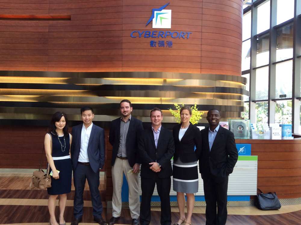 Videoship executives with Telfer Executive MBA team in Beijing