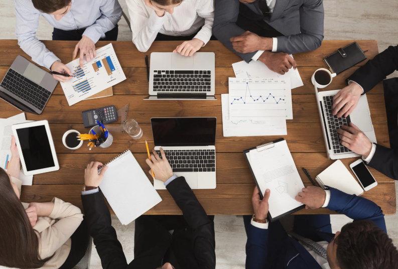 Leadership Strategies for Complex Project and Procurement