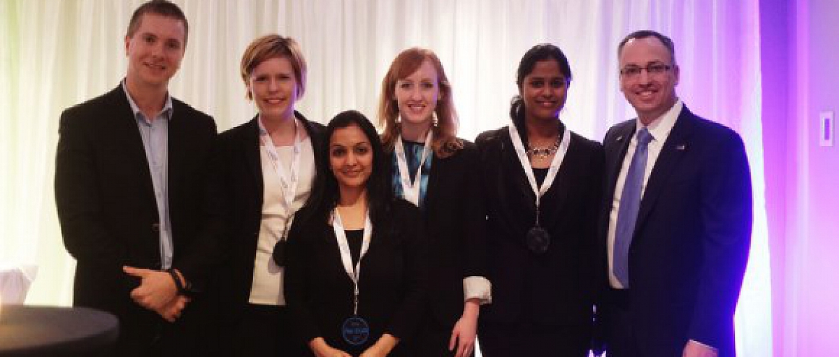 Procter and Gamble partnered with Ted Rogers School of Management to create a national competition combining business with technological innovation, which sets it apart from existing competitions. Teams from every Canadian province were extended an invitation to compete on March 1, 2014 in Toronto. Congratulations to the Telfer School students came back with the bronze cup (3rd place out of 12 teams)! Photo : Roberta Kramchynsky, Bhumika Bakshi, Kimberly Barret and Sharon Thomas