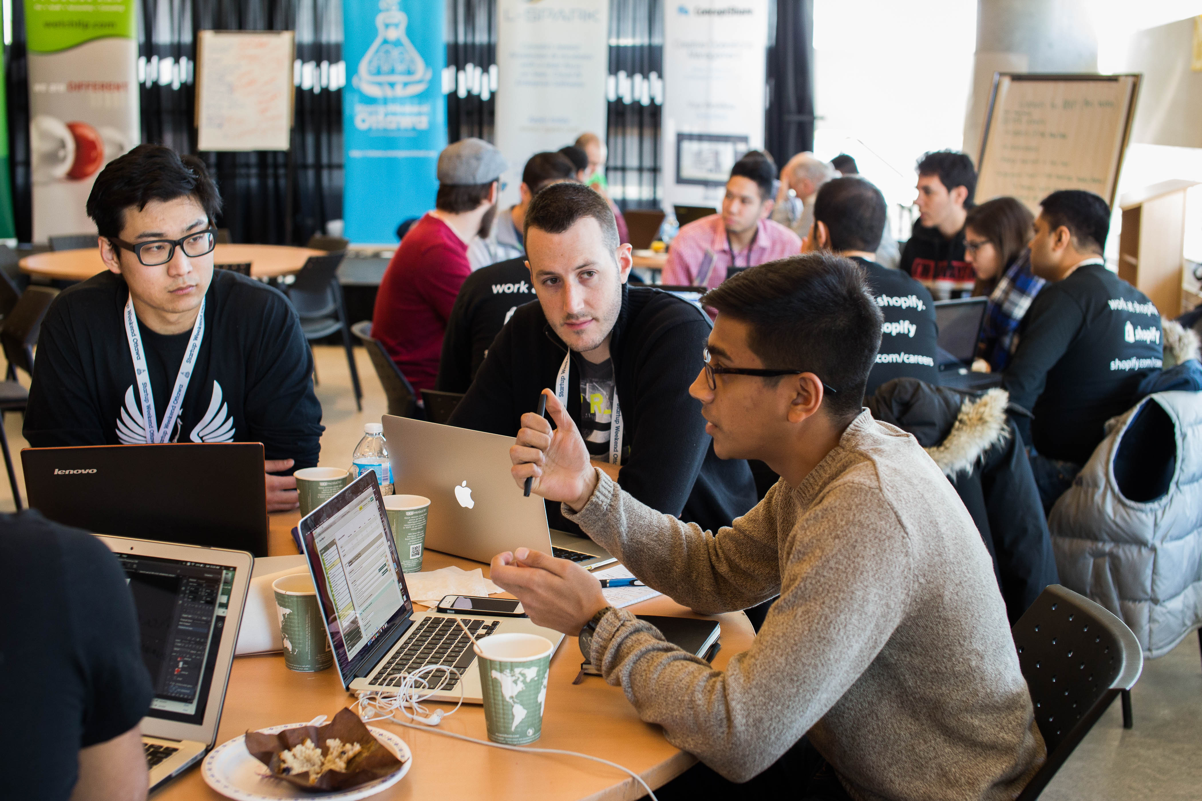 Participants au « Startup Weekend »