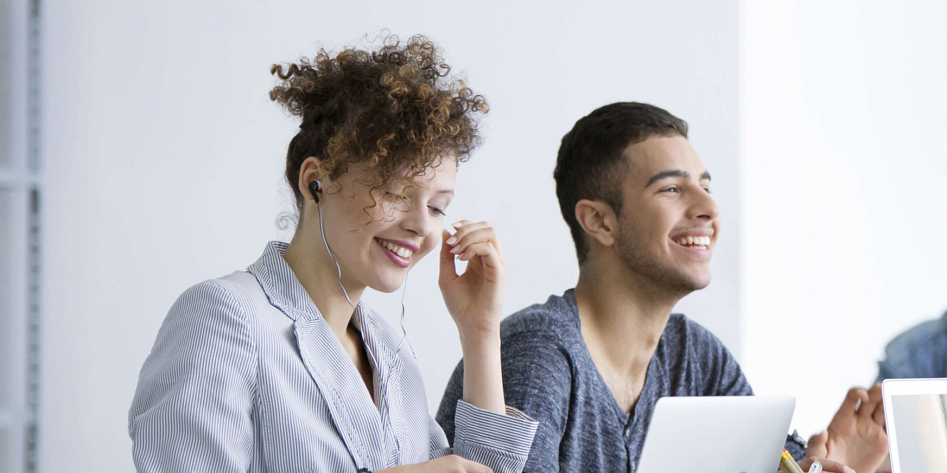 Des étudiants dans un club