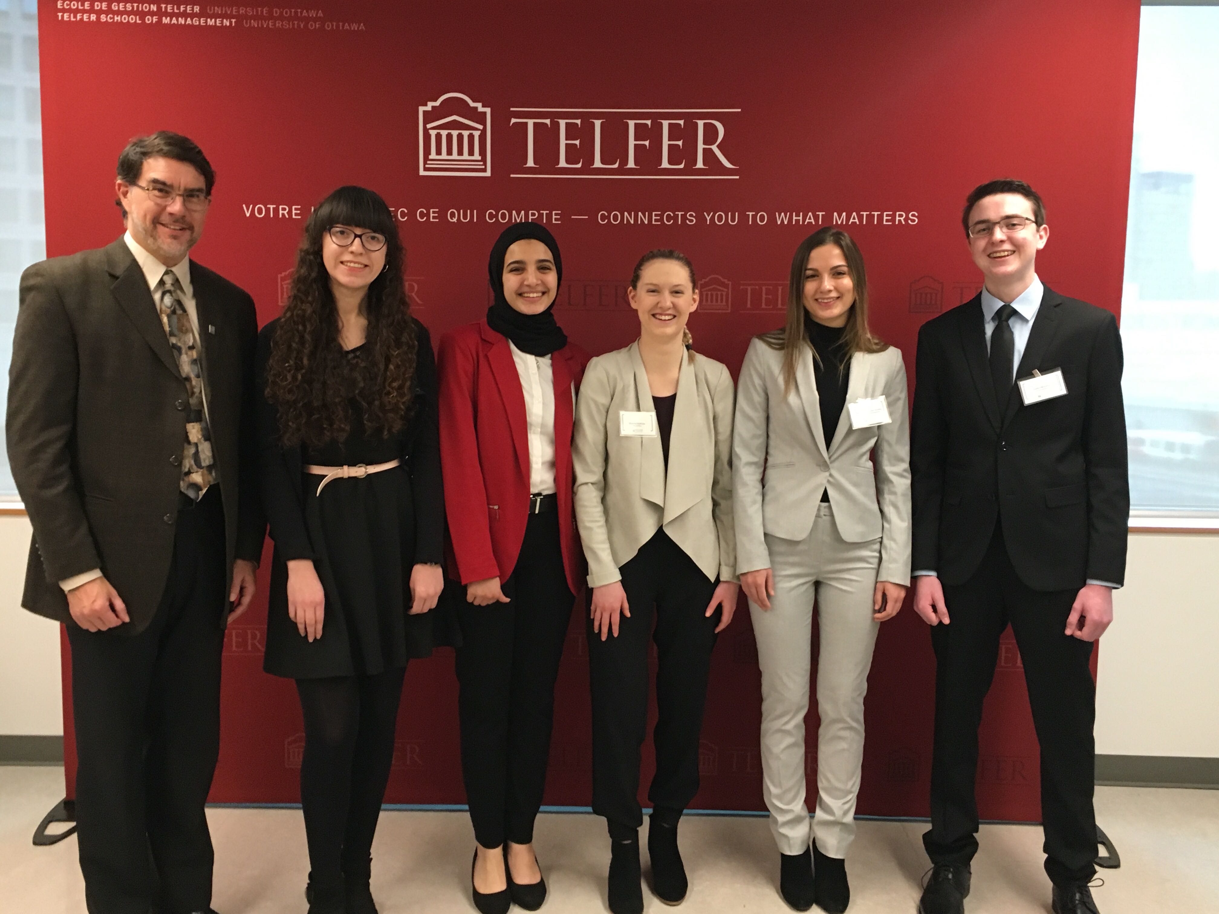 dean's leadership scholarship