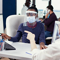 Les étudiants de la MGSS à Telfer façonnent un débat plus sain sur les soins de santé au Canada