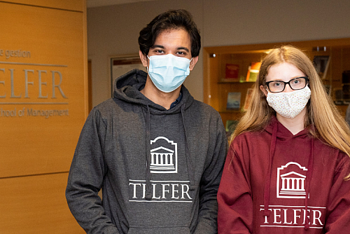 Telfer Student Mentors Prepare Ottawa High School Students for a Future in Business