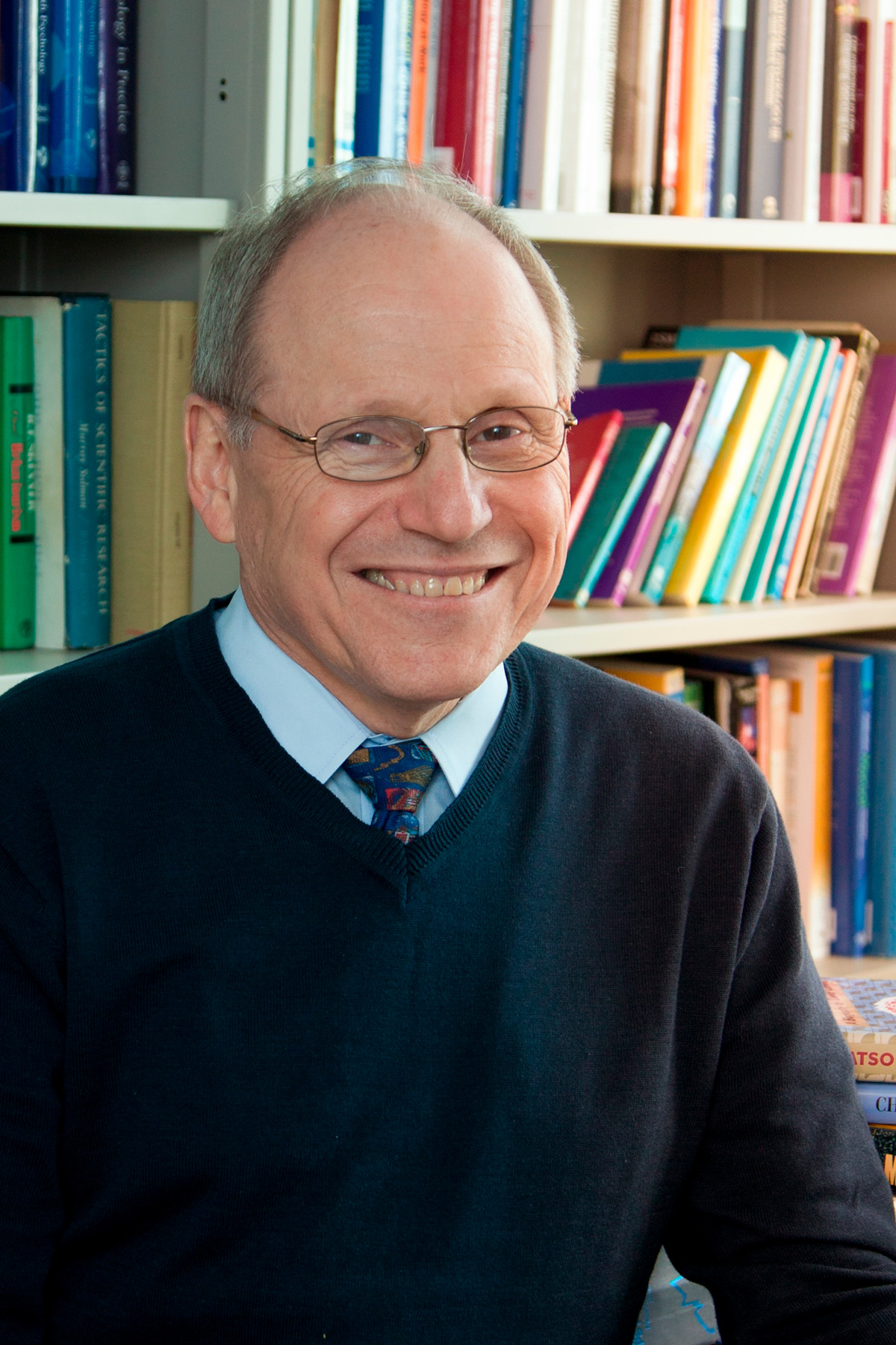 Photo de portrait Professeur Julian Barling