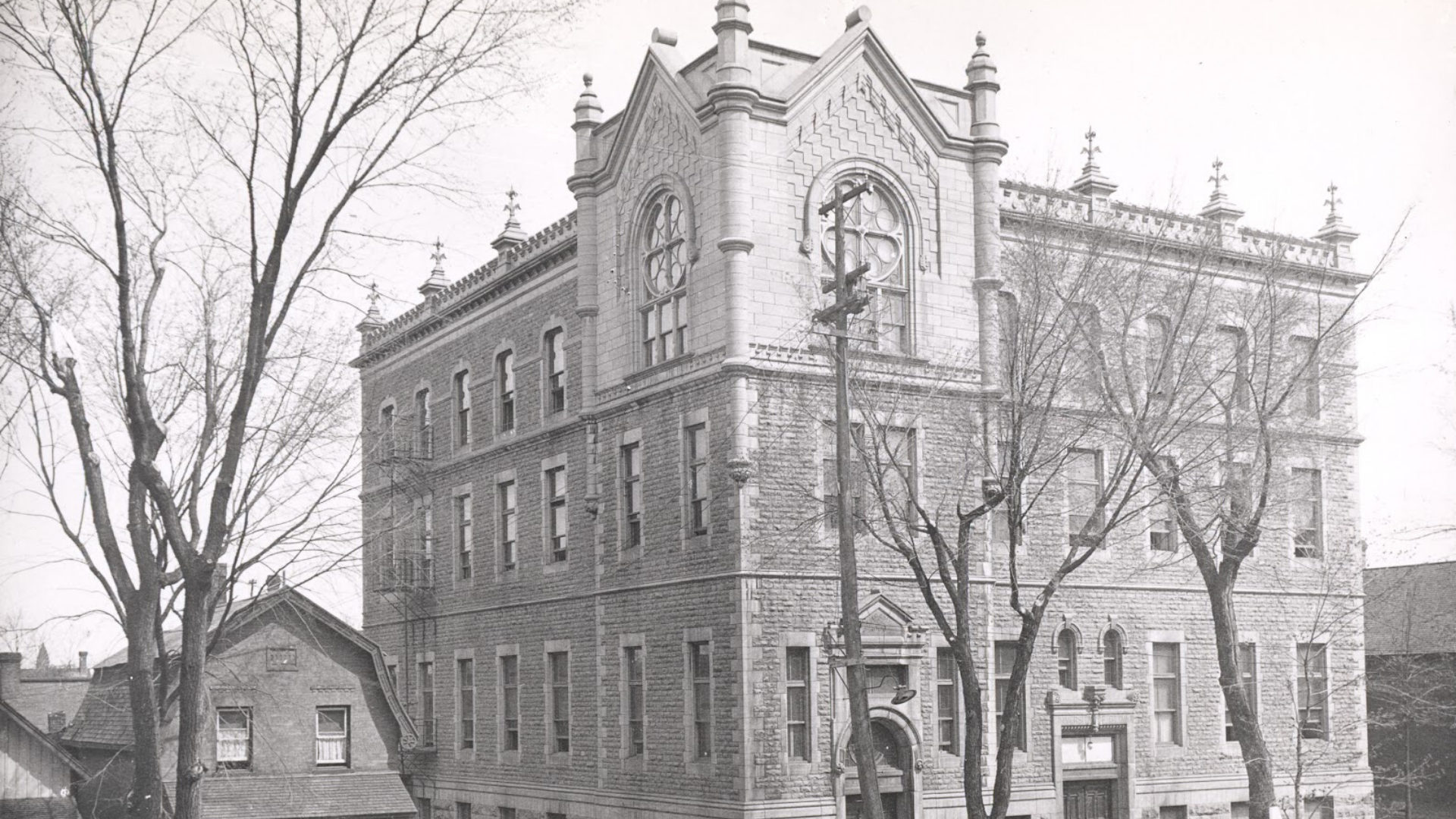 Old University of Ottawa commerce building