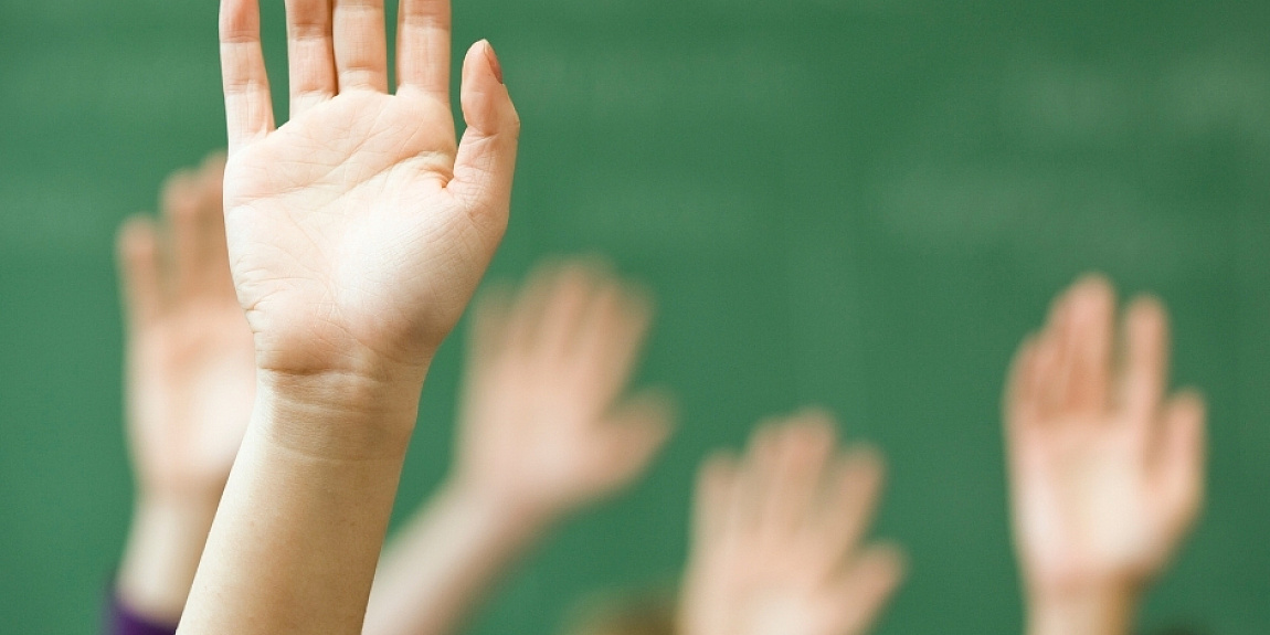La structure au service de l’impact social : les interventions sociales pour réduire les inégalités en matière d’éducation dans le monde