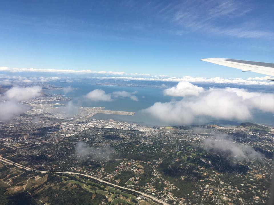 A view of San Francisco as the airplane makes it's decent